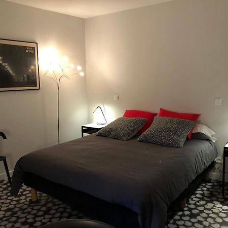 Appartement Contemporain Dans Une Authentique Demeure Viticole Charnay-les-Macon Exterior foto